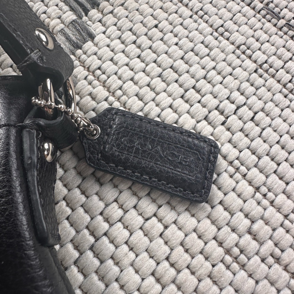 NWOT COACH Penelope Turnlock Swingpack Black Pebble Leather Crossbody Bag - Picture 2 of 11